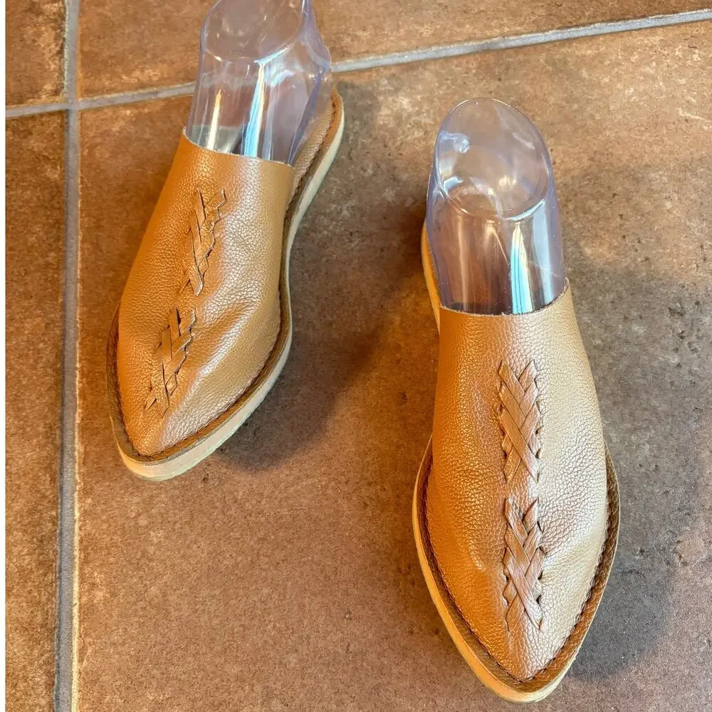 Free People Nova Flat Pebbled Leather Top Stitched Pointy Toe Mules size 7 - Picture 15 of 16